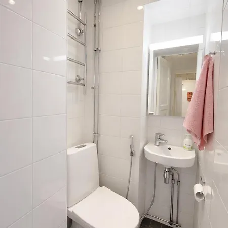 Apartment Bright Vallila With King Bed For Families Helsinki