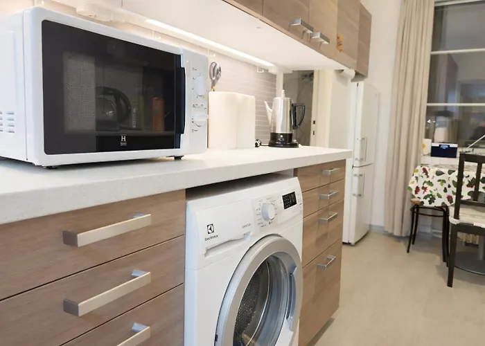 Bright & Spacious Near Center Apartment Helsinki