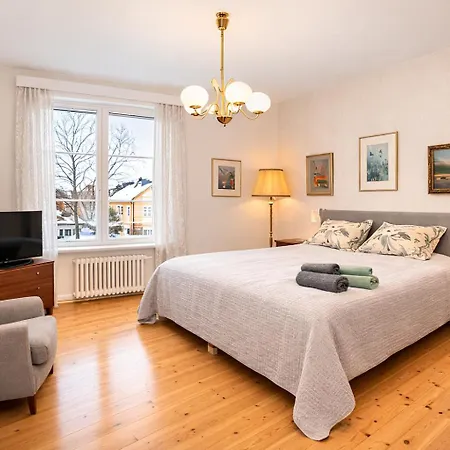 Apartmán Bright Vallila Apartment With King Bed For Families
